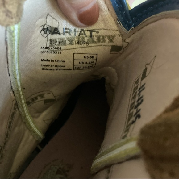 Ariat boots - Picture 6 of 8